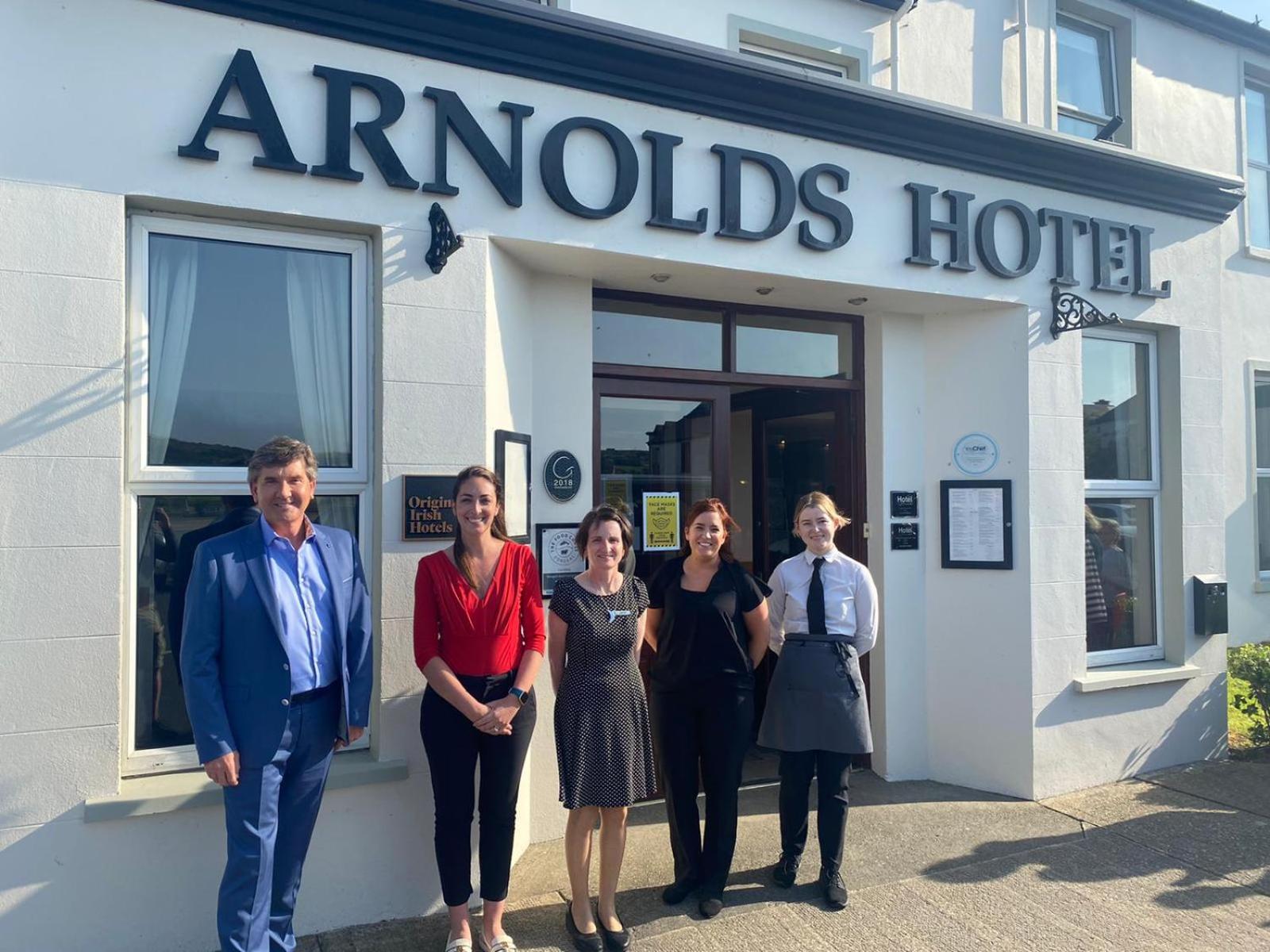 Arnolds Hotel دانفاناغي المظهر الخارجي الصورة